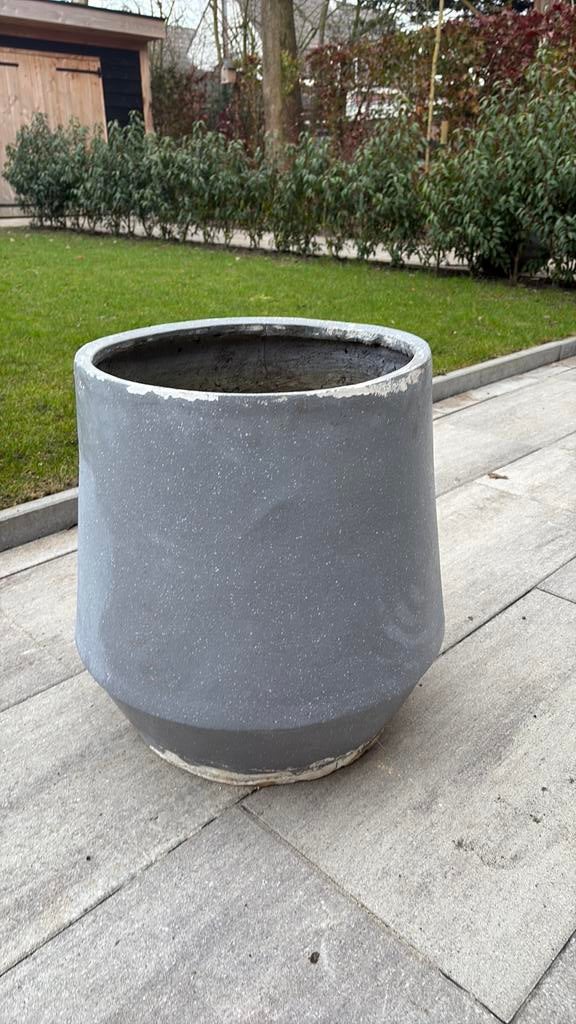 Grote grijze bloembak Kwantum, Tuin en Terras, Bloempotten, Ophalen, Zo goed als nieuw, 40 cm of meer