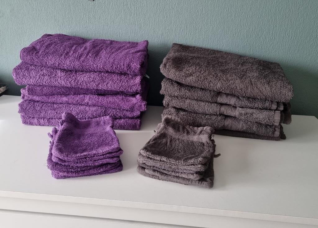 Handdoeken met washandjes, Ophalen, Gebruikt, Grijs, Handdoek