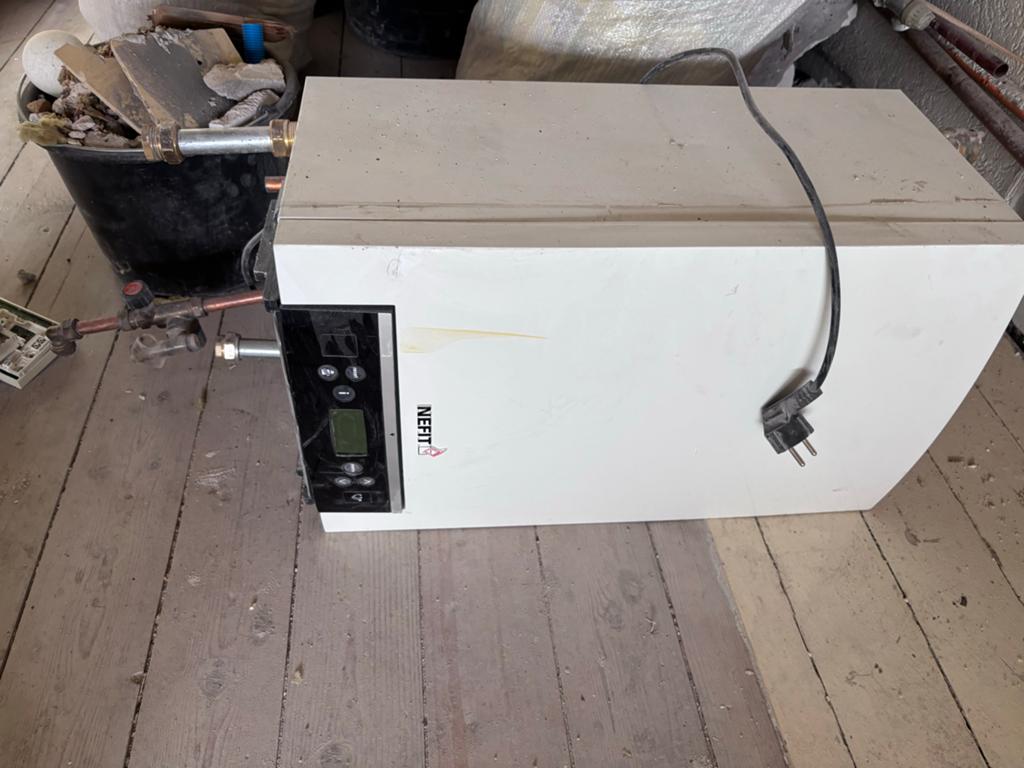 CV - Nefit ProLine HRC24/CW4, Ophalen, Gebruikt, 6 t/m 10 jaar oud, Minder dan 20 liter