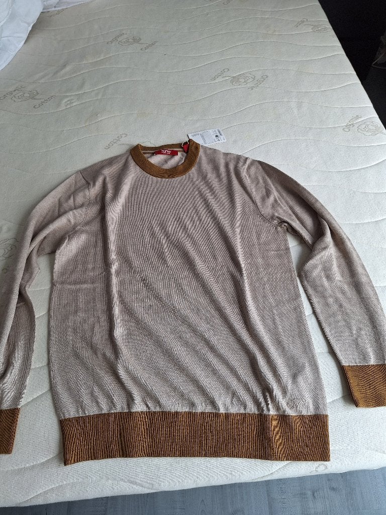 Mooie trui van Esprit, Maat 48/50 (M), Beige, Nieuw, Ophalen of Verzenden