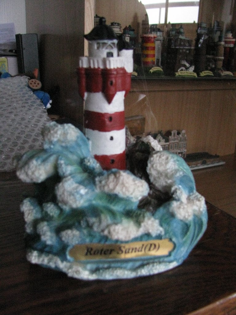 vuurtoren beeldje Duitsland - Roter Sand Lighthouse, Ophalen of Verzenden, Zo goed als nieuw, Schaalmodel