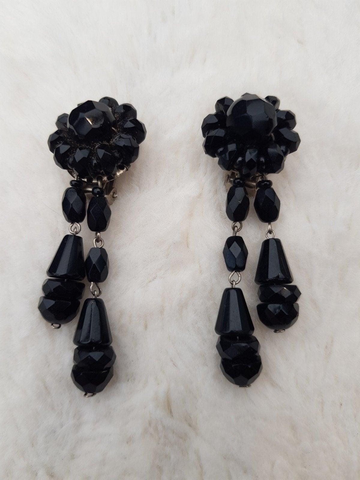 Vintage Zwarte Kraal Clip-Oorbellen met Hangers, Sieraden, Tassen en Uiterlijk, Ophalen of Verzenden, Zo goed als nieuw, Zwart