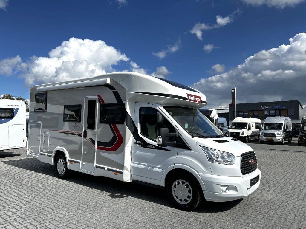 Challenger Graphite 347 GA Enkele-bedden/Automaat/170pk/2018, Automaat, Ford, 7 tot 8 meter, Bedrijf