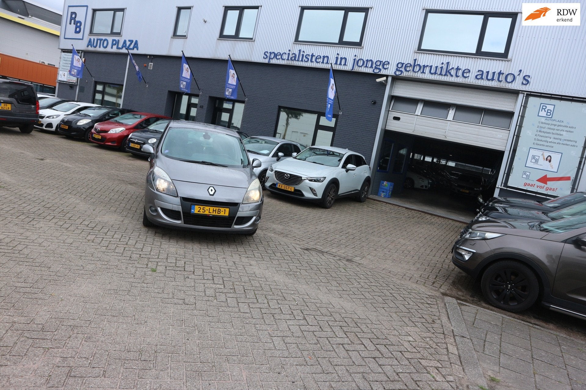 Renault Scénic 1.4 TCE Celsium / APK 7 2027, Voorwielaandrijving, Euro 5, Gebruikt, 1295 kg