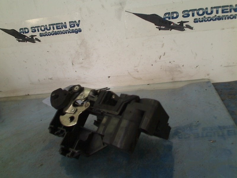 Portierslot Links Achter Daewoo / Chevrolet Spark A046818, Gebruikt, Daewoo, General Motors Germany GmbH, Chevrolet.europe@gm.com