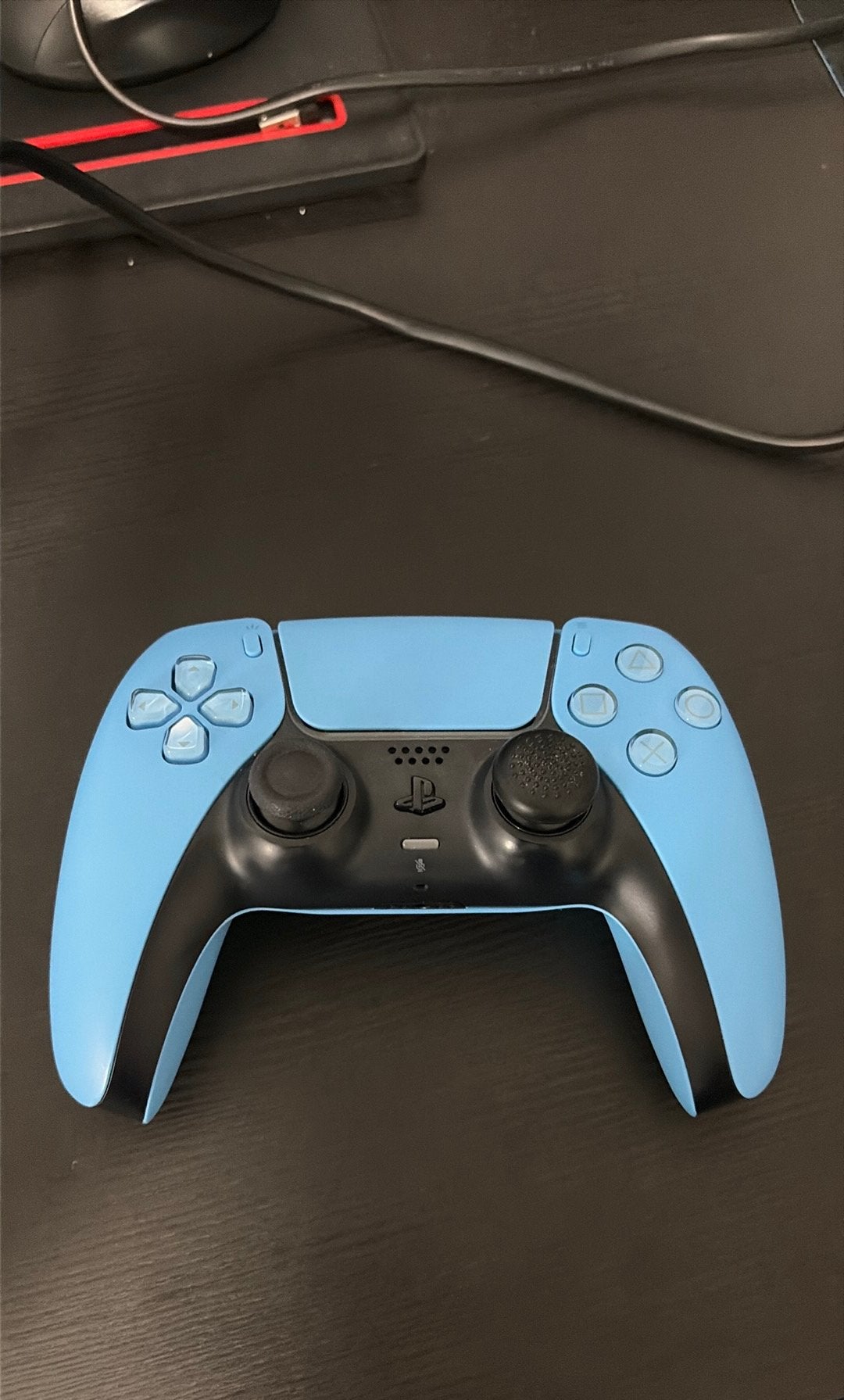 Foto 5 van Playstation 5 slim digitaal 1TB met 2 controllers