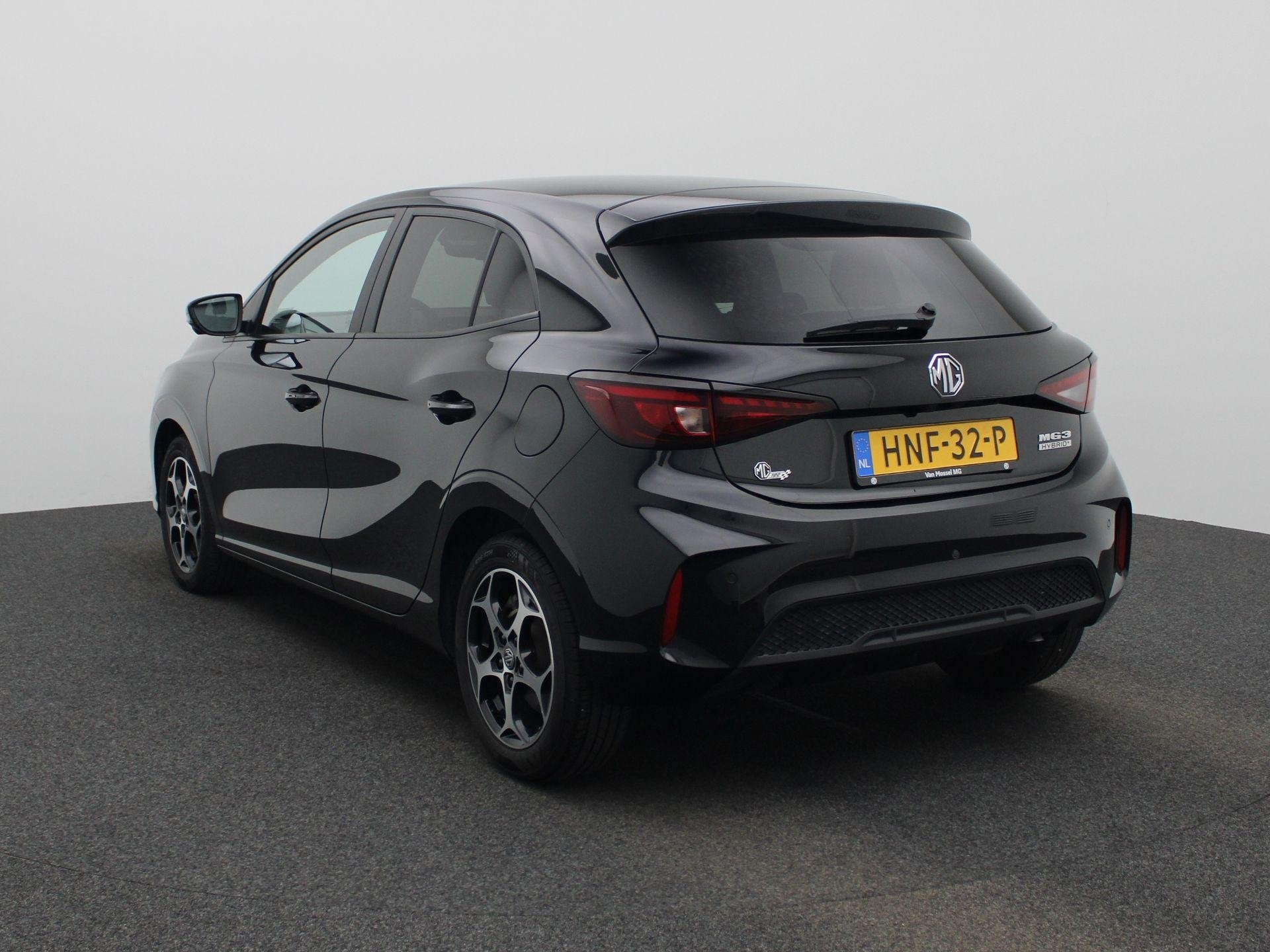 MG 3 1.5 Hybrid+ Aut. Luxury | Navi | 360 Cam| Stoel + Stu, Auto's, MG, 4 cilinders, 1283 kg, Origineel Nederlands, Bedrijf