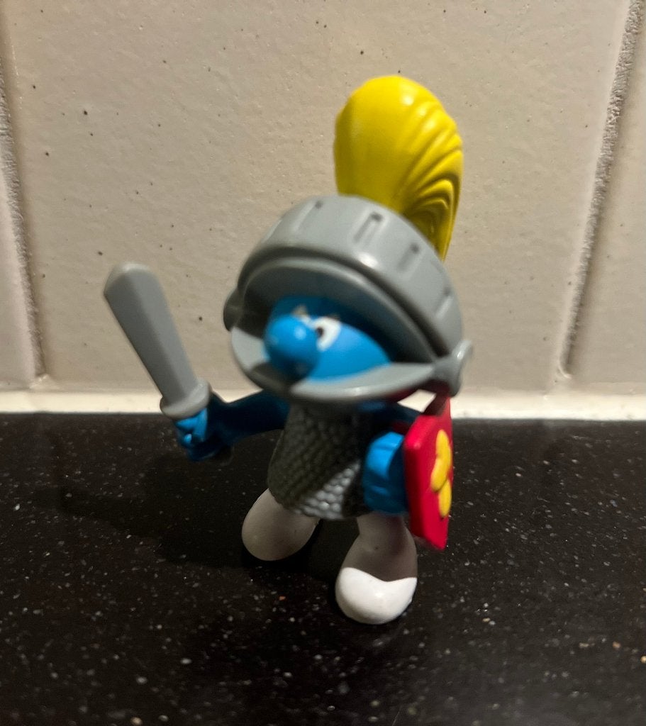 smurf ridder  met helm zwaard  2005, Ophalen of Verzenden, Zo goed als nieuw, Overige Smurfen, Poppetje, Figuurtje of Knuffel