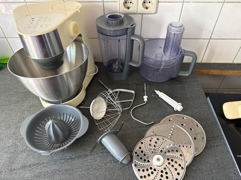 Kenwood Keukenmachine met Blender en Accessoires, Witgoed en Apparatuur, Keukenmixers, 4 liter of meer, 3 snelheden of meer, Ophalen of Verzenden
