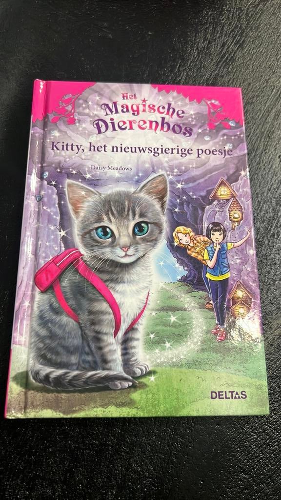 Kitty, het nieuwsgierige poesje / Het magische dierenbos, Ophalen, Zo goed als nieuw, Sprookjes