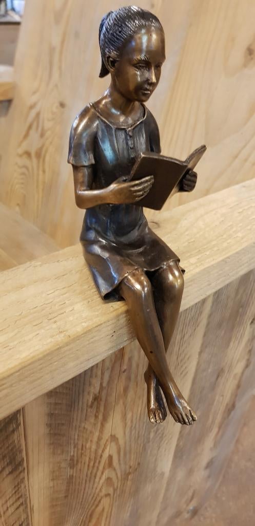 LEZEND MEISJE / BRONZEN BEELD / vrouw, Antiek en Kunst, Kunst | Beelden en Houtsnijwerken, Ophalen of Verzenden, Handgemaakt, Brons