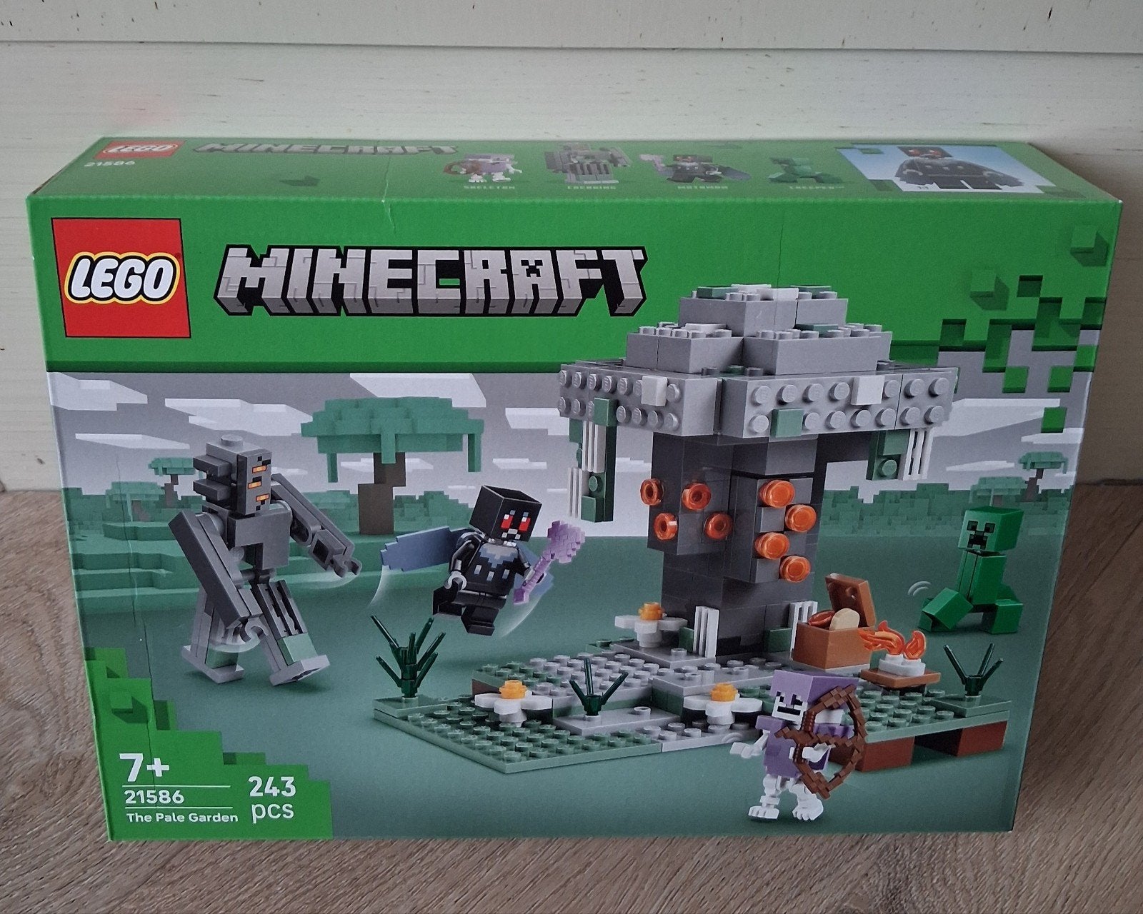 Nieuw ongeopend LEGO Minecraft 21586 The Pale Garden, Ophalen of Verzenden, Nieuw