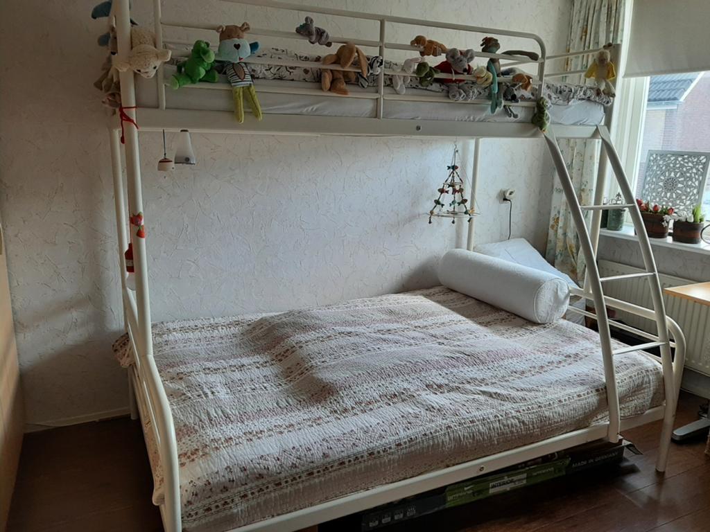 Stapelbed 3 persoons, Huis en Inrichting, Slaapkamer | Stapelbedden en Hoogslapers, Ophalen