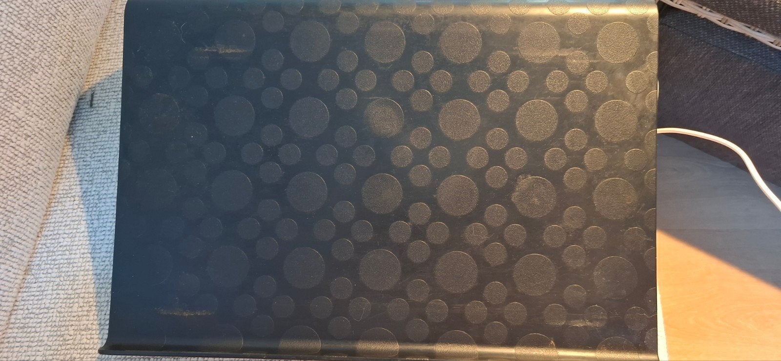 IKEA Bräda Laptop Standaard - Zwart met stippen, Ophalen of Verzenden, Gebruikt, IKEA