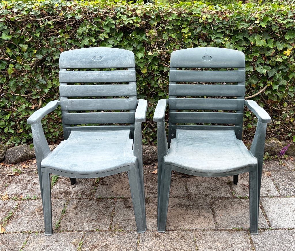 Gratis af te halen: 2 Hartman Tuinstoelen., Ophalen, Gebruikt, Kunststof, Stapelbaar