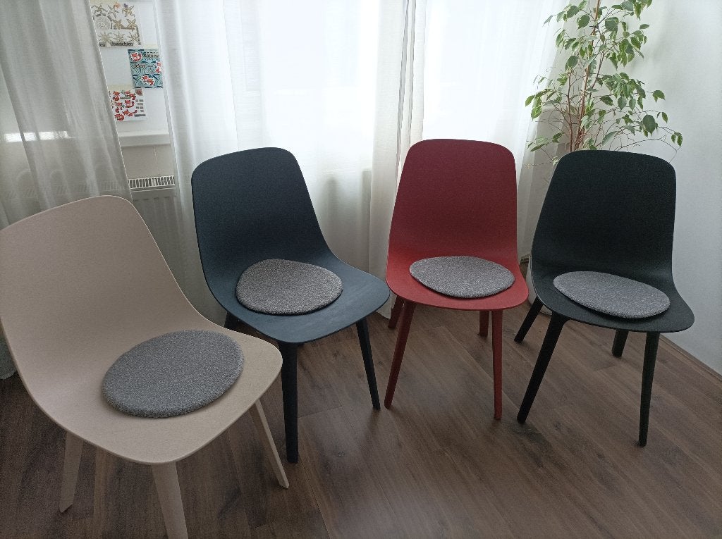 4 x Odger stoelen, Huis en Inrichting, Stoelen, Ophalen, Kunststof, Overige kleuren, Zo goed als nieuw