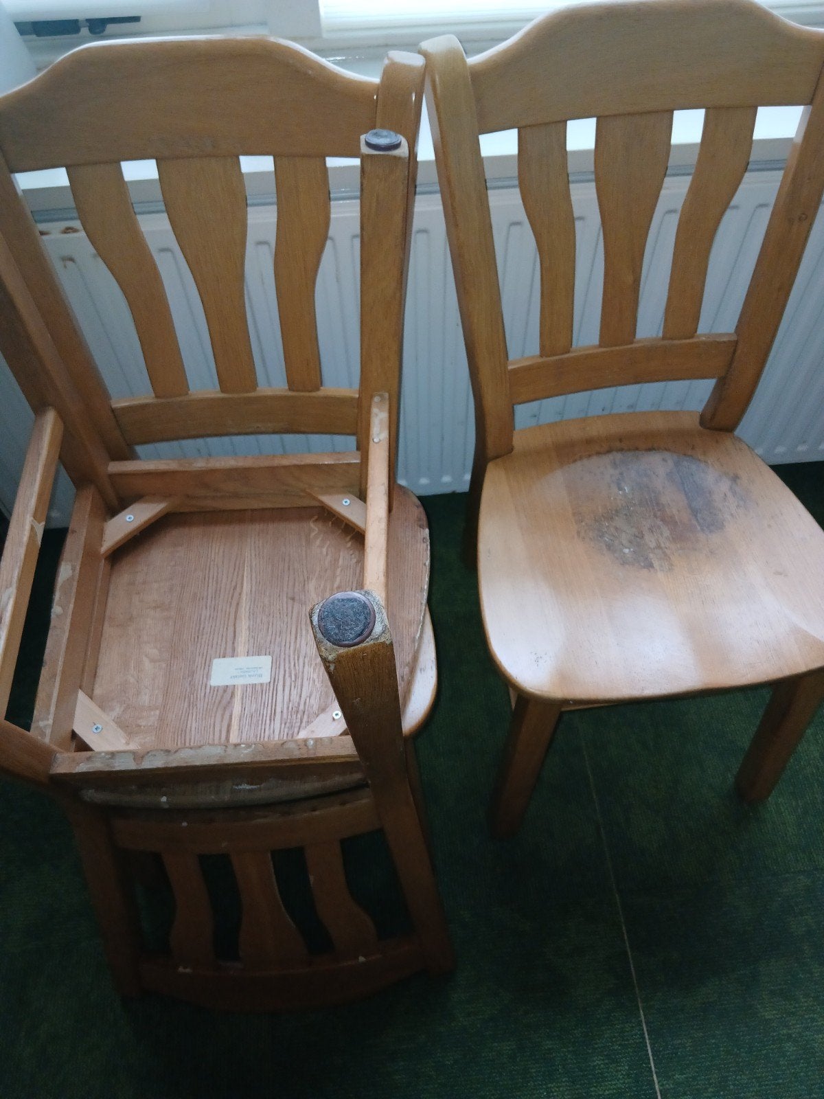 gratis drie houten stoelen, Ophalen