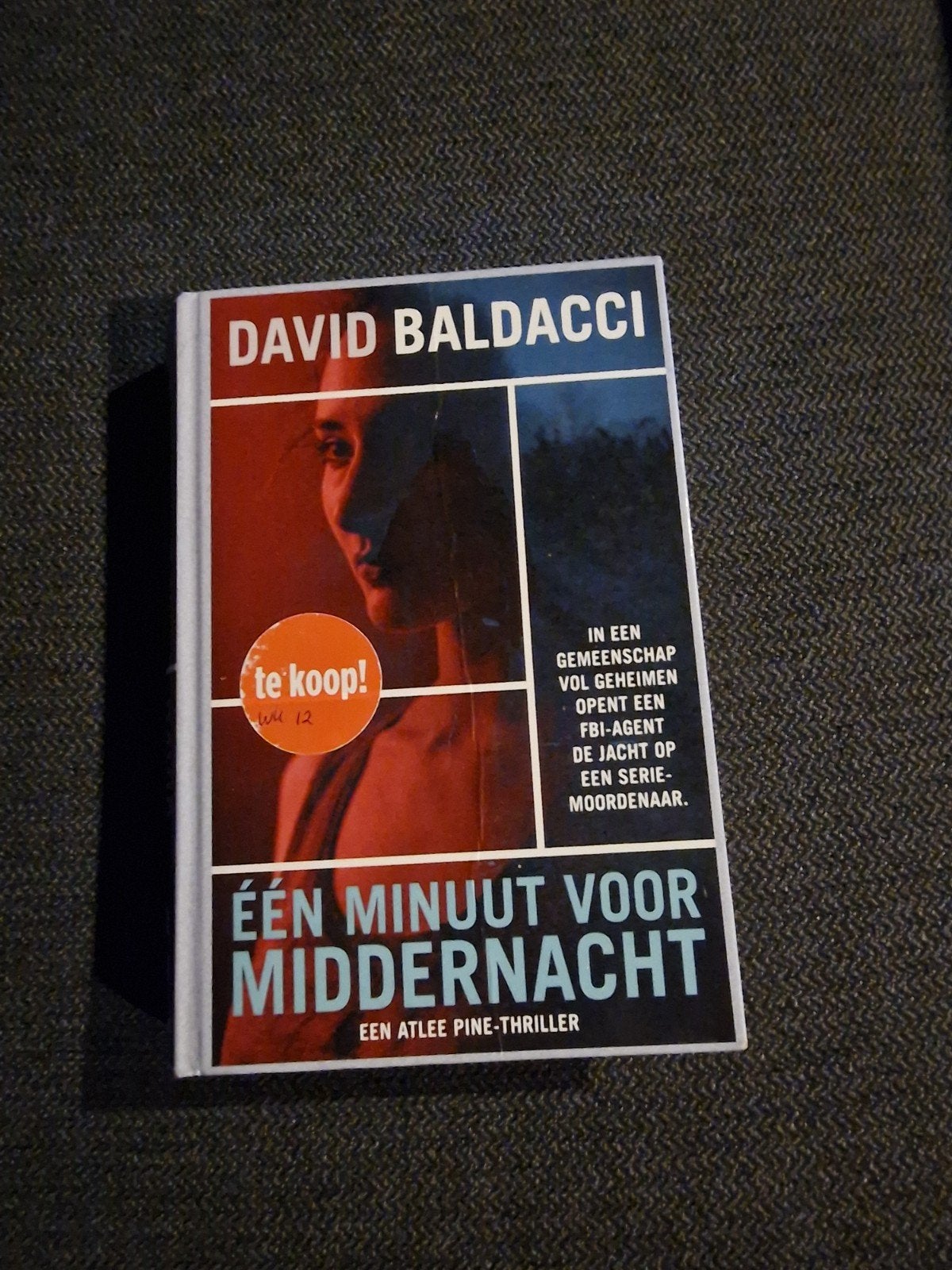 David Baldacci - Eén Minuut Voor Middernacht (Thriller), Ophalen of Verzenden, Gelezen, David Baldacci