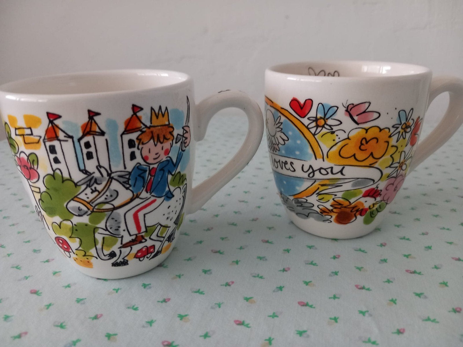 Set van 2 Blond Amsterdam koffiemokjes Efteling en Pasen, Huis en Inrichting, Keuken | Servies, Ophalen, Gebruikt, Keramiek, Mok