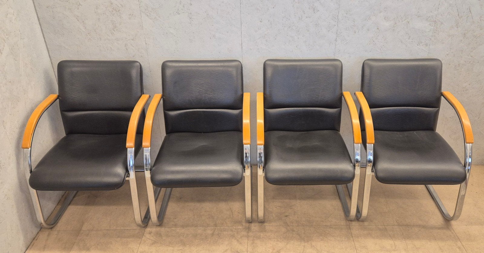 4 vintage design sledeframe stoelen, Chroom, Zwart, Ophalen, Gebruikt, Zwart, Vintage