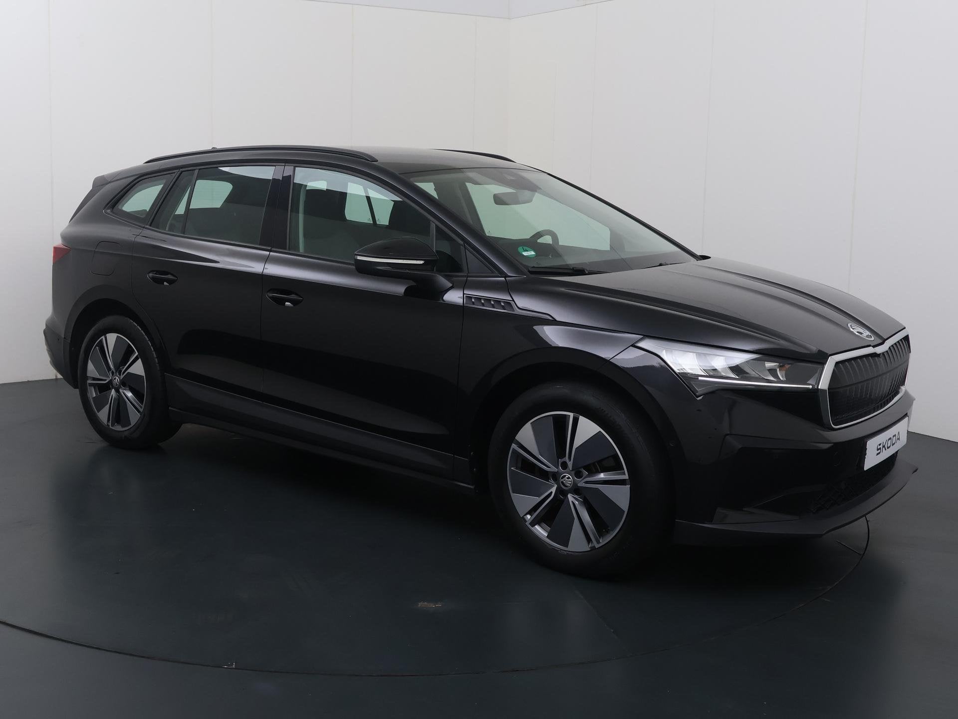 Skoda Enyaq iV 60 | 180 PK | Cruise Control | Climate contro, Achterwielaandrijving, Gebruikt, 179 pk, Leder en Stof