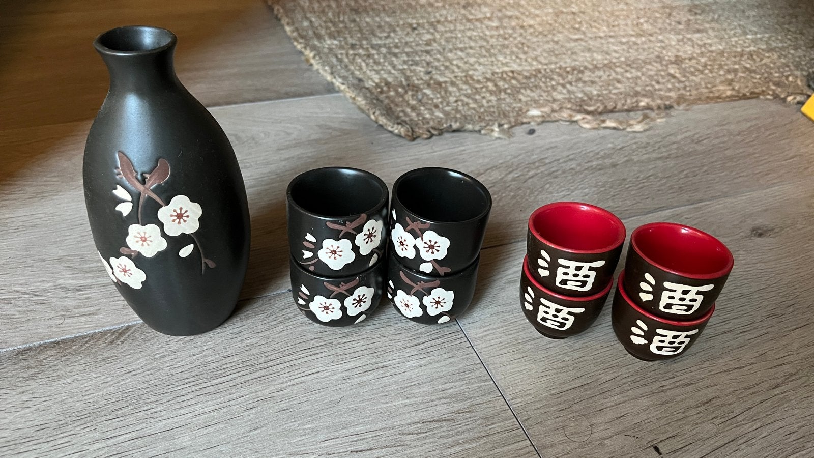 Japanse Sake Set - Karaf en 8 Kopjes, Antiek en Kunst, Ophalen of Verzenden