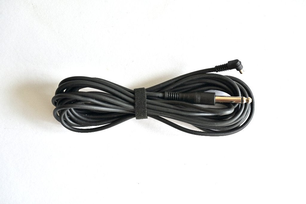 Flitssynchronisatie kabels, lengte ca.5m # 2 v €12,50 p.st.:, Audio, Tv en Foto, Fotografie | Flitsers, Ophalen of Verzenden, Zo goed als nieuw
