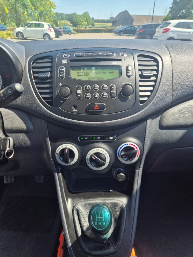 Foto 11 van Hyundai i10 1.25 I 5DR 2008 Rood