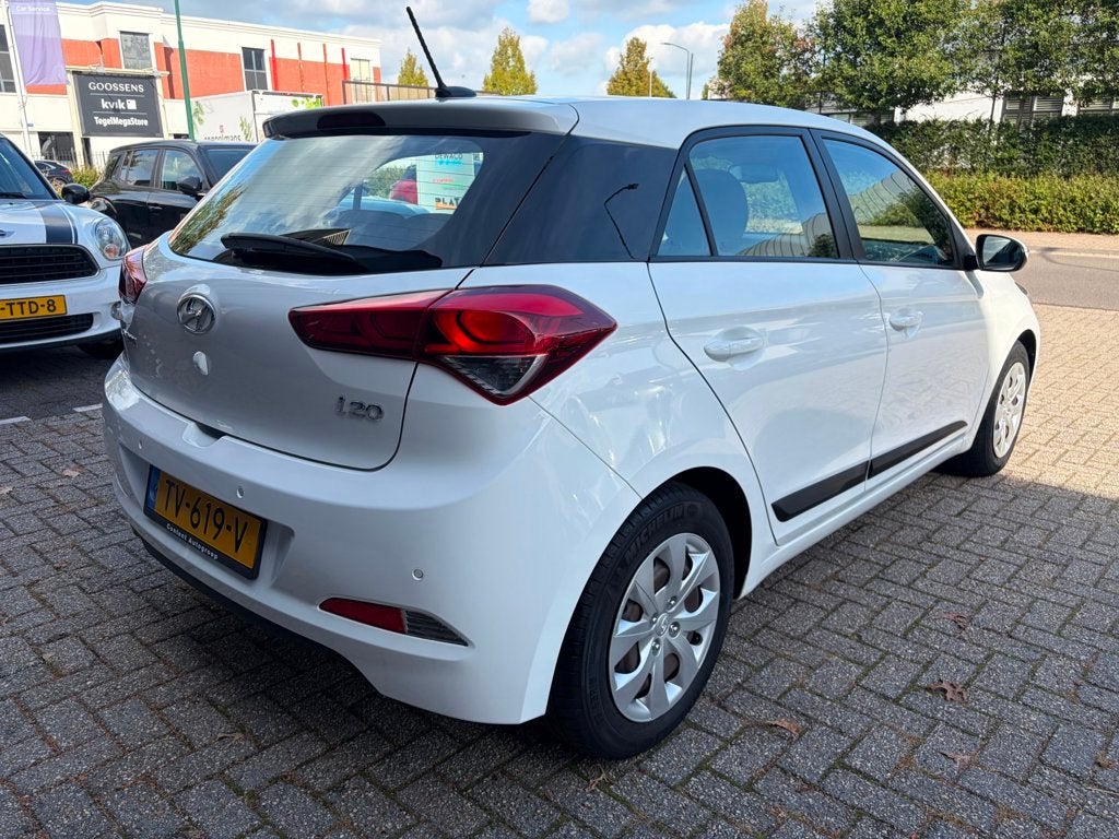 Hyundai I20 1.0 T-GDI Comfort, Camera, Cruise, Clima, Navi, 450 kg, Euro 6, 100 pk, Origineel Nederlands