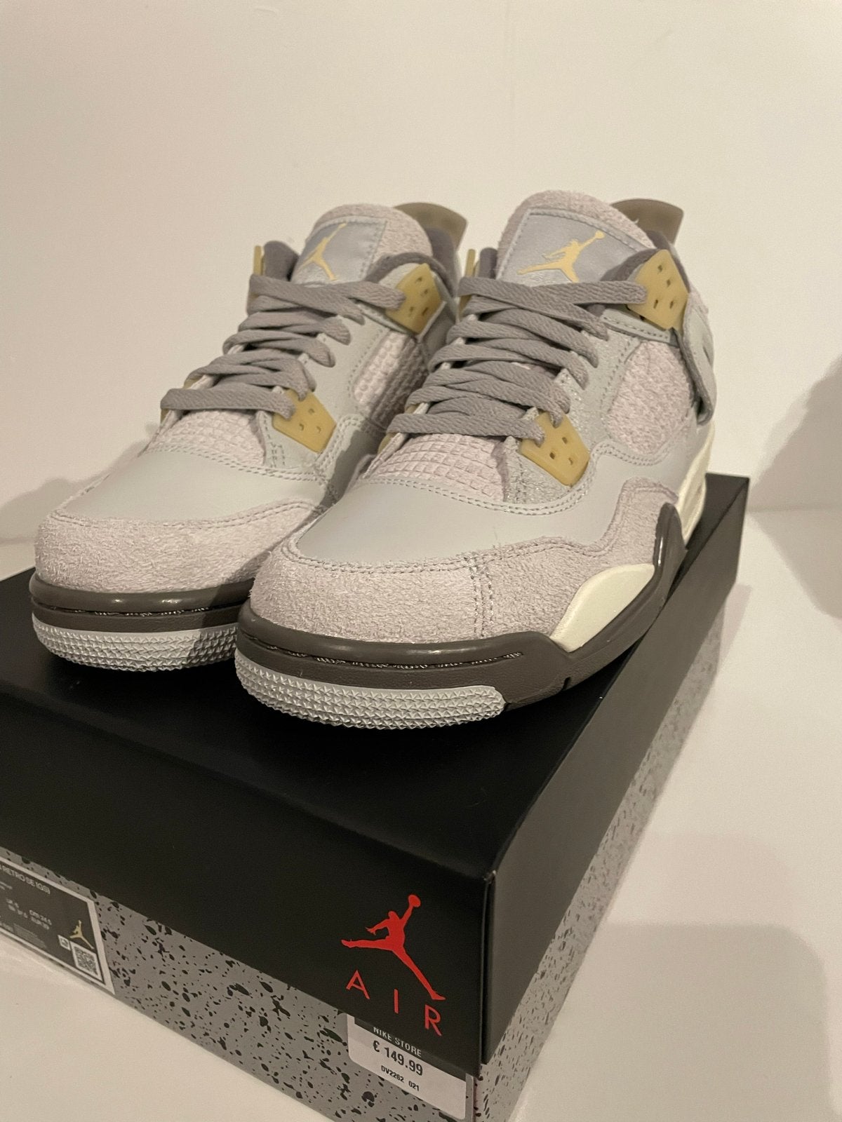 Air Jordan 4 Retro SE Craft “Photon Dust” GS (2023) EU 39, Kleding | Dames, Schoenen, Ophalen of Verzenden, Nieuw, Grijs, Sneakers of Gympen