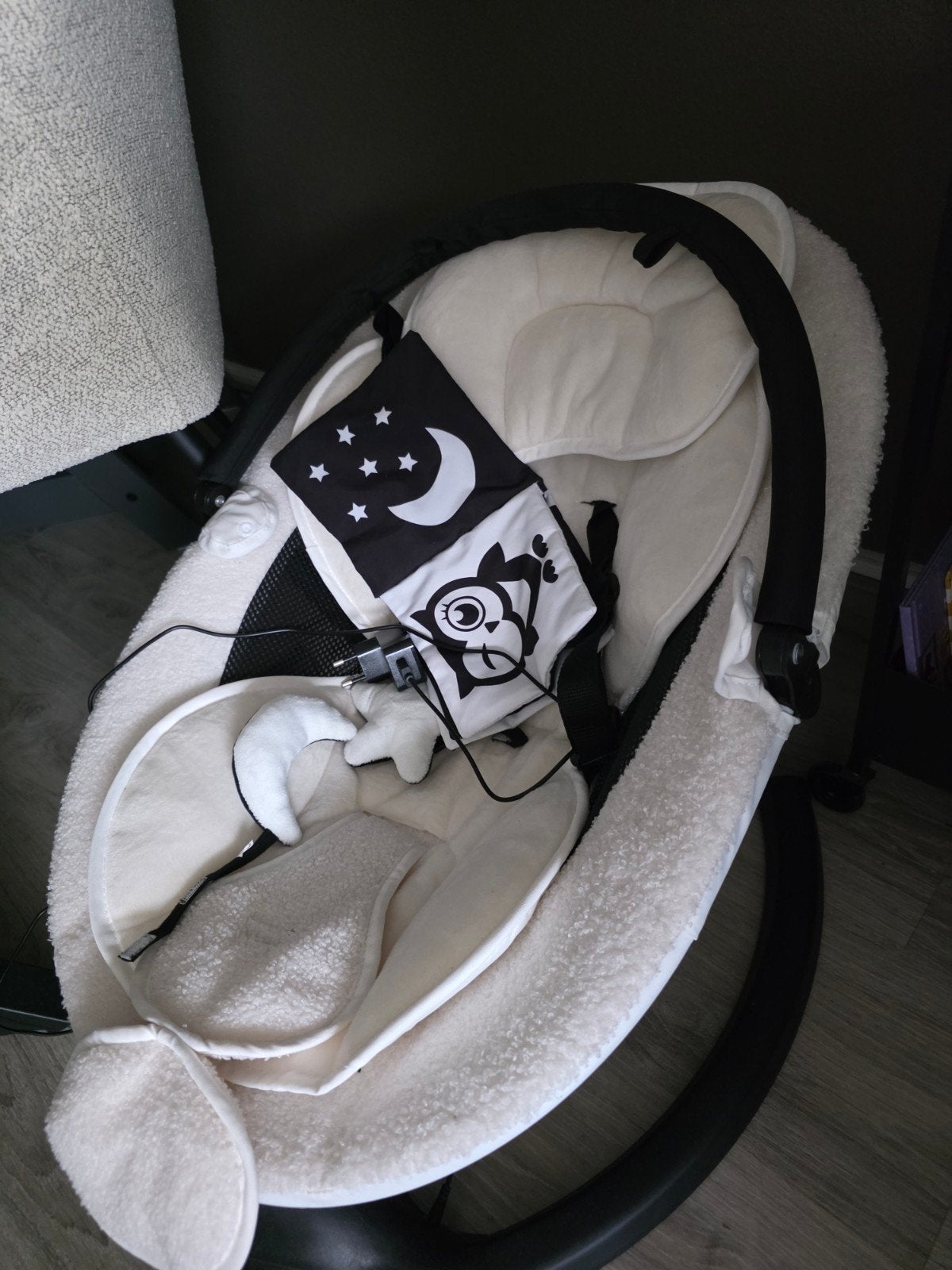 Luvion Baby Swing Elektrische schommelstoel wipstoel, Kinderen en Baby's, Wipstoeltjes, Ophalen, Zo goed als nieuw