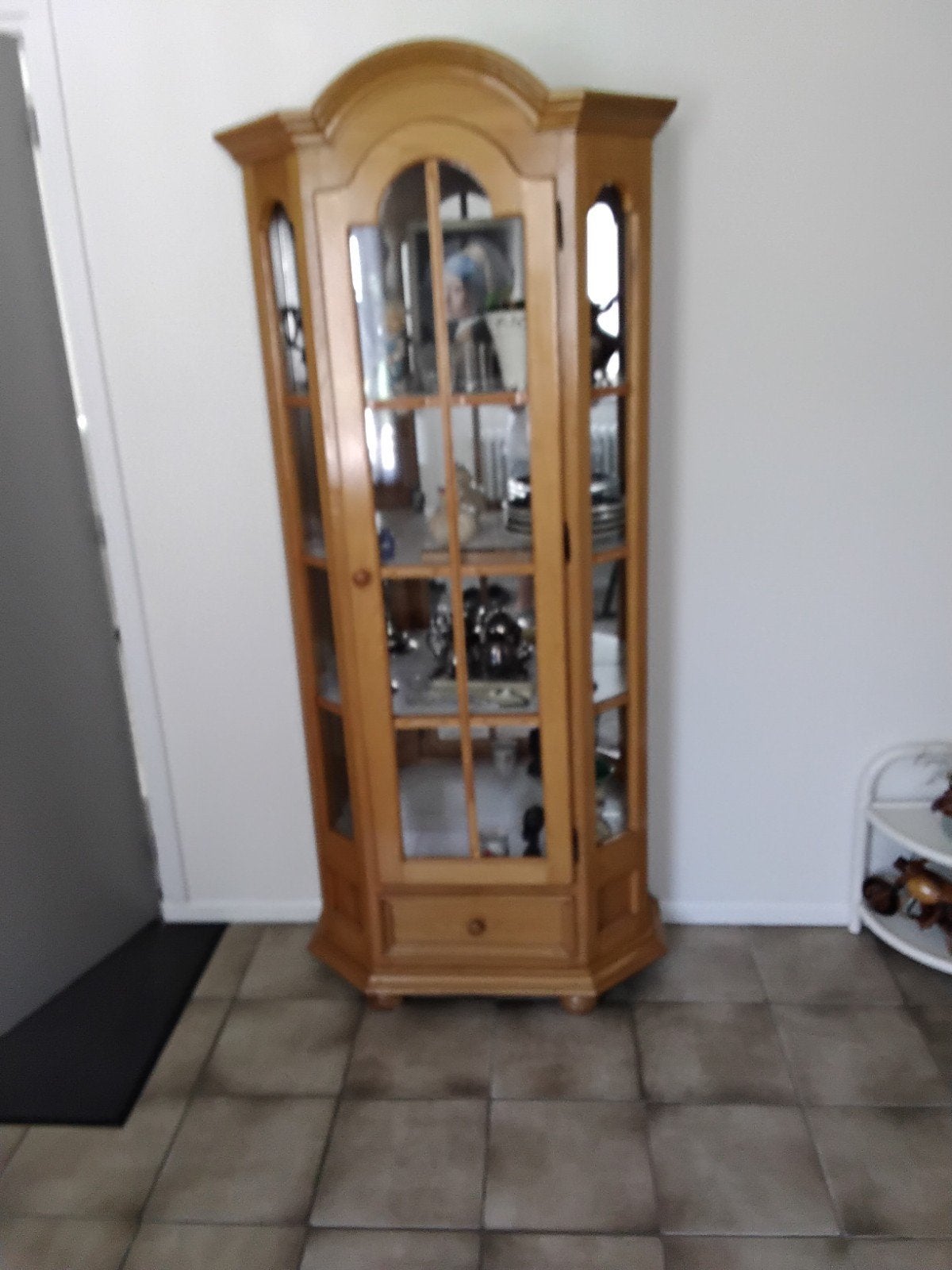 Vitrinekast, Huis en Inrichting, Kasten | Vitrinekasten, Zo goed als nieuw, 150 tot 200 cm, 25 tot 50 cm, 50 tot 100 cm