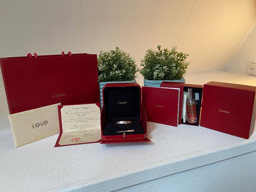 Cartier LOVE armband 18K witgoud | Maat 16 | Full Set, Ophalen, Zo goed als nieuw, Wit, Goud