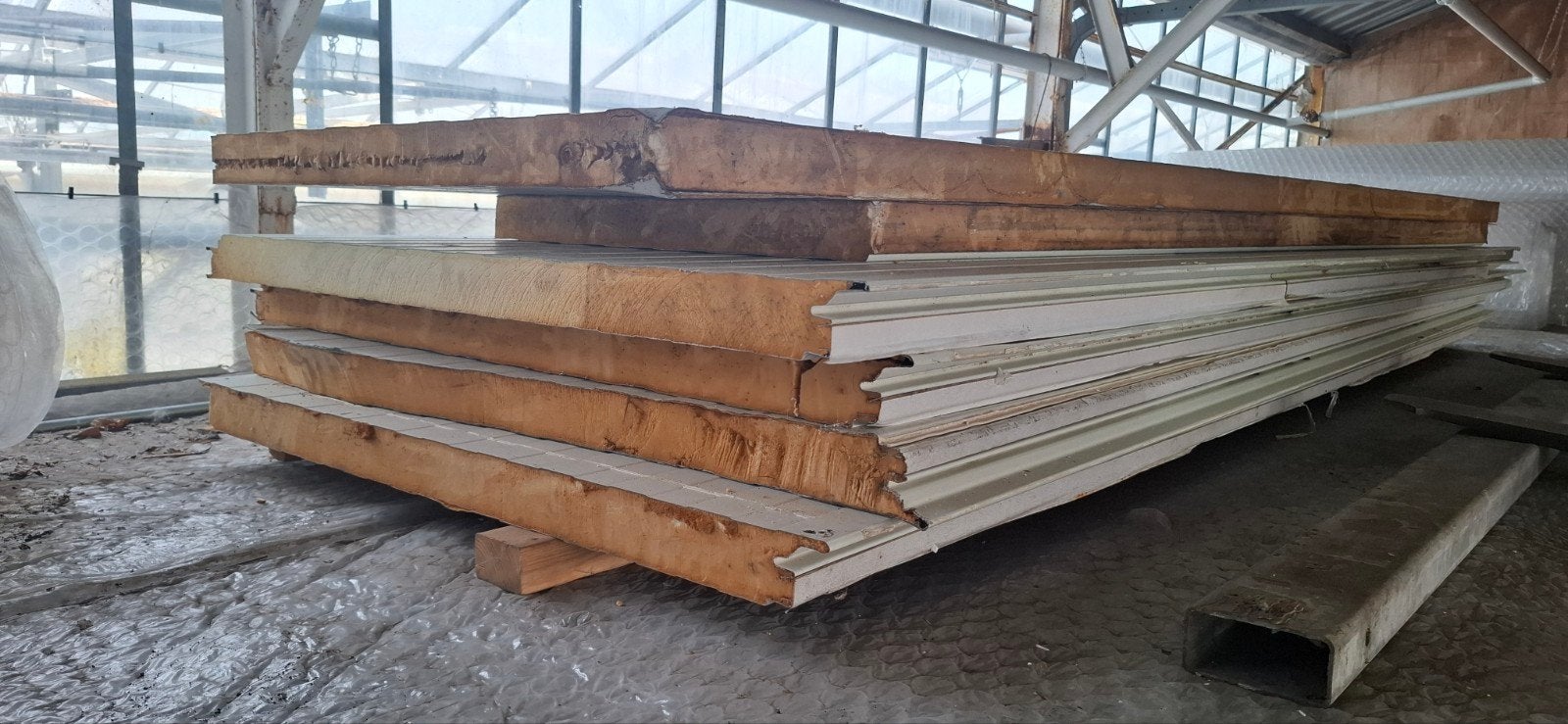 Sandwichpanelen wit, 2,90x 1.10, dikte 61mm, Ophalen, Gebruikt, Overige materialen, 50 tot 100 mm