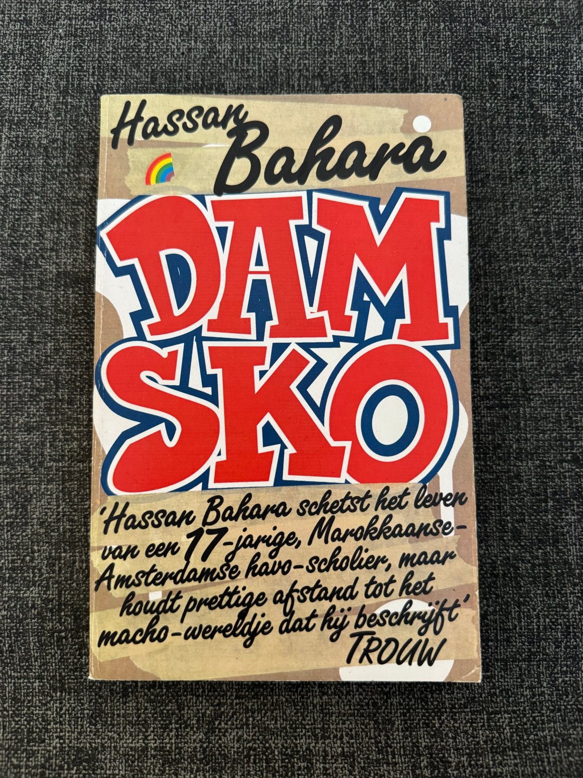 Dam Sko - Hassan Bahara (Rainbow Pocket), Boeken, Ophalen of Verzenden, Gelezen, Nederland