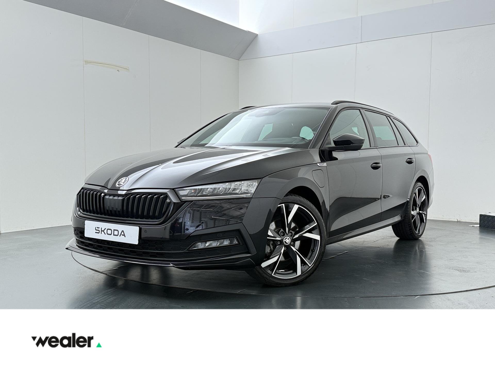 Skoda Octavia Combi 1.4 TSI iV PHEV Sportline Business | 204, Auto's, 12 maanden, Stof, Gebruikt, 4 cilinders