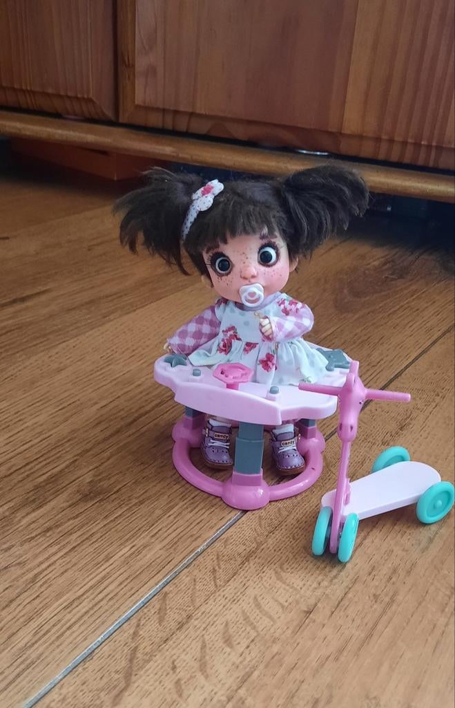 Bjd 13 cm , ooak custom made ob11, fullset met extra's., Ophalen of Verzenden, Zo goed als nieuw, Pop