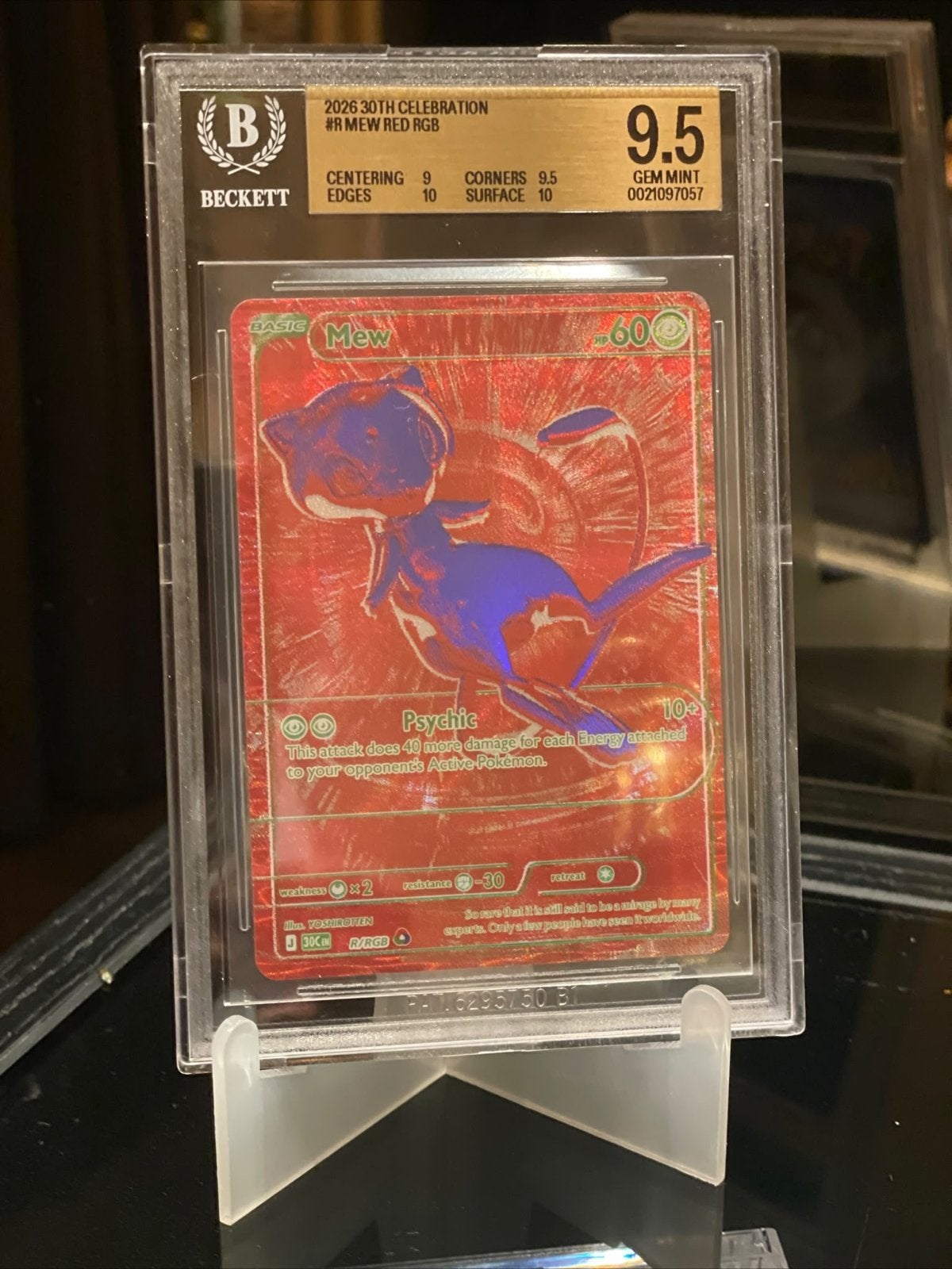 Foto 3 van Mew Red R/RGB Pokémon Kaart - Beckett Graded 9.5