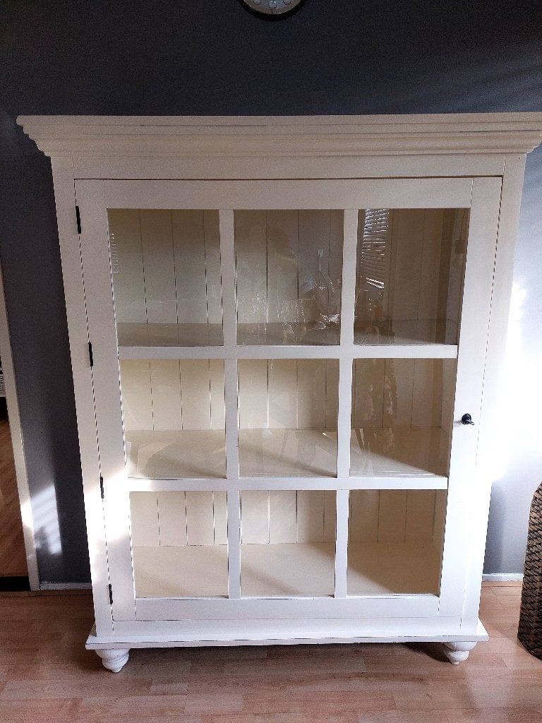 Ikea vitrinekast wit. Bieden. Zelf ophalen., Ophalen, Overige materialen, 100 tot 150 cm, 100 tot 150 cm