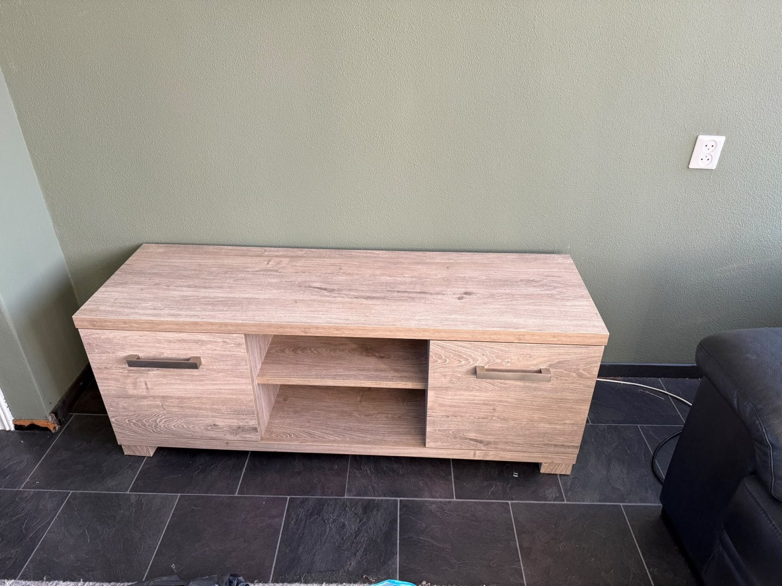 TV-meubel 140x44 cm met opbergruimte, Huis en Inrichting, Ophalen, Zo goed als nieuw, 25 tot 50 cm, 100 tot 150 cm