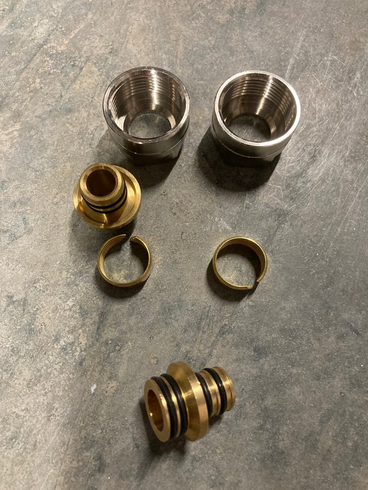 Aansluiting 3/4” euroconus / 18mm buis 2 stuks NIEUW, Ophalen of Verzenden, Nieuw, Overige typen