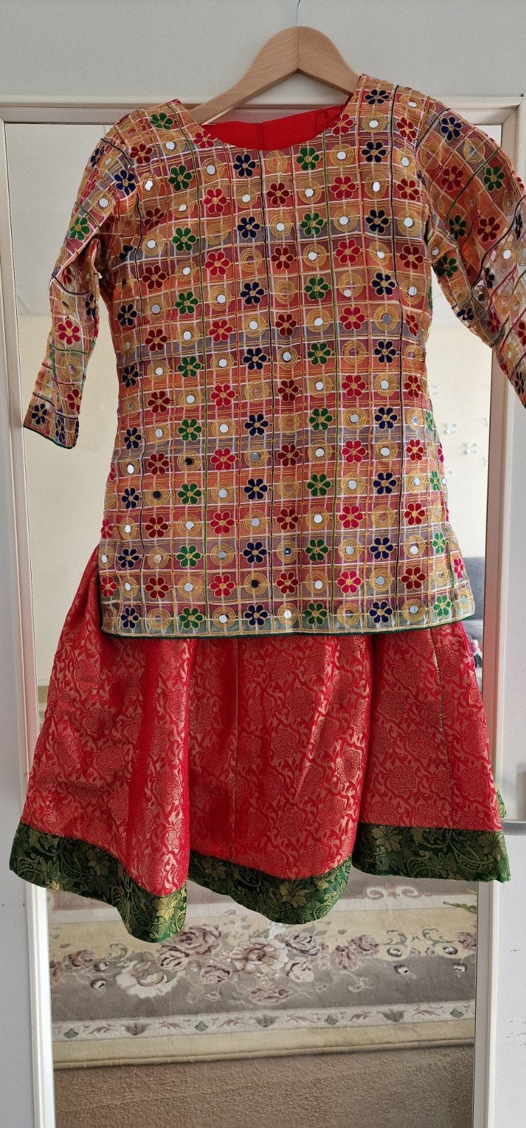 Traditionele Indiase/Pakistaanse jurk met spiegelwerk, Overige typen, Meerkleurig, Nieuw, Ophalen of Verzenden