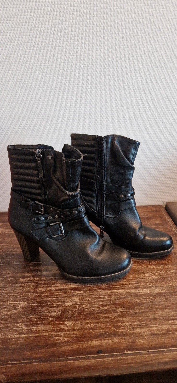 laarsjes Tom Tailor, Ophalen, Zwart, Lage of Enkellaarzen, Tom Tailor