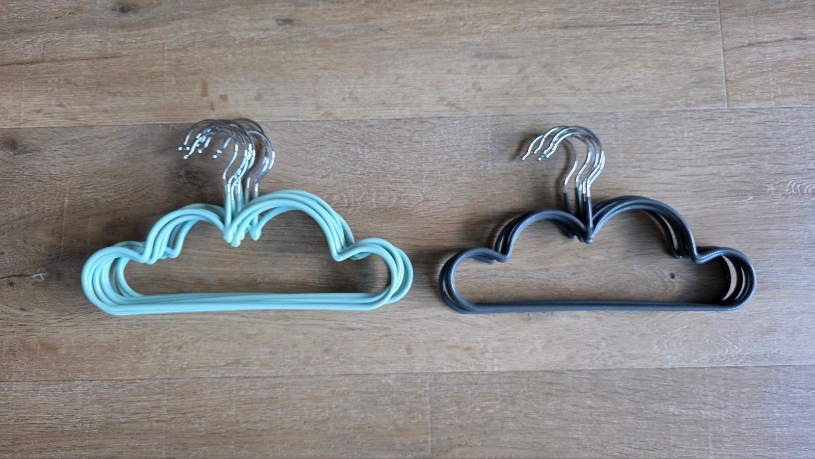 Baby/kinderkledinghangers - 25 cm breed, Ophalen, Gebruikt