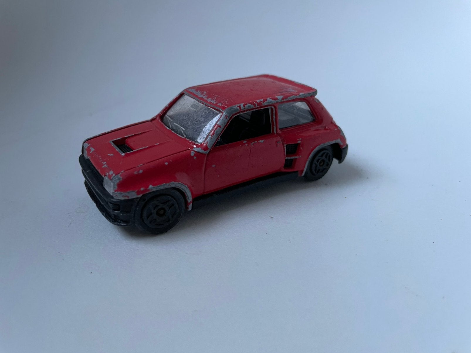 model Renault 5 Turbo, rood, Solido, 1/43, Ophalen of Verzenden, Gebruikt, Auto, Solido