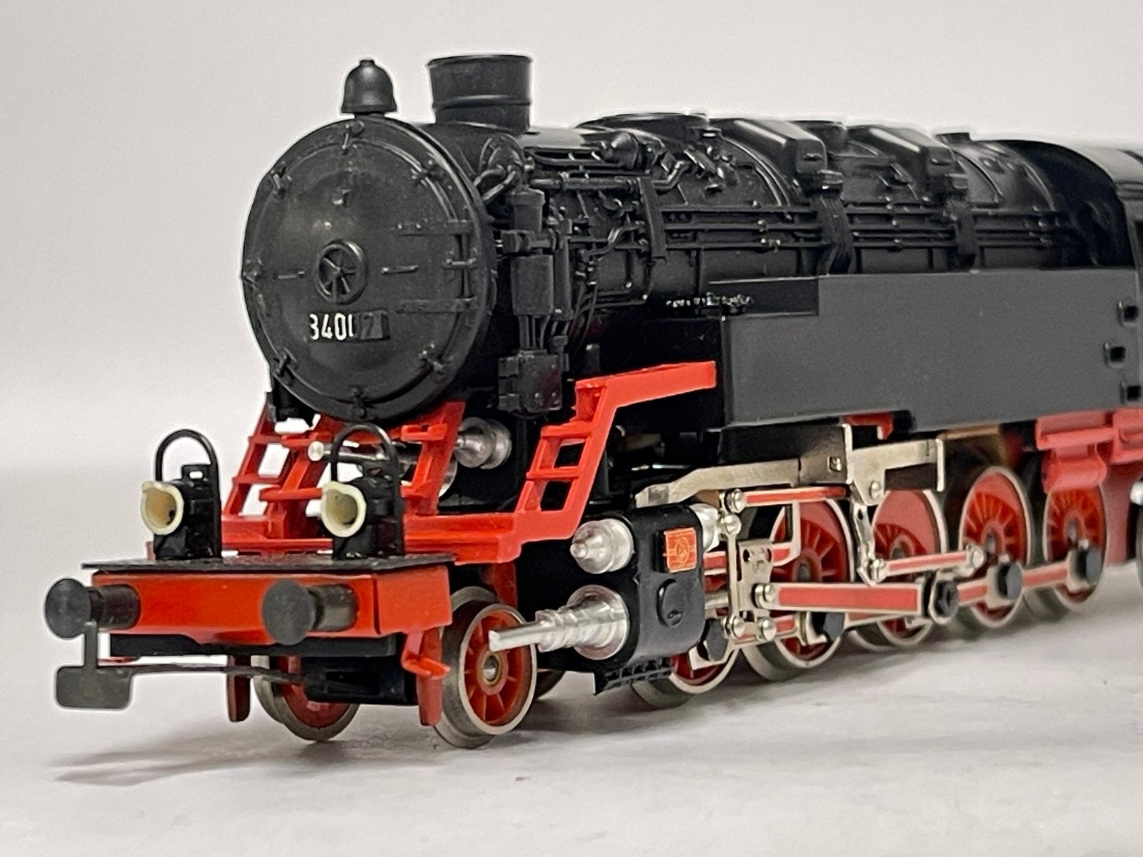 ** UNIEK ** NIEUW ** PERMOT BR 84 ** Scitterende Stoomloc **, Hobby en Vrije tijd, Overige merken, Nieuw, Ophalen of Verzenden