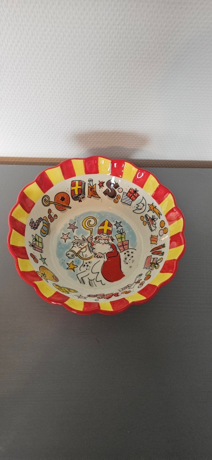 Blond Amsterdam Sinterklaas schaal/bord, Ophalen of Verzenden, Zo goed als nieuw, Aardewerk, Schaal of Schalen