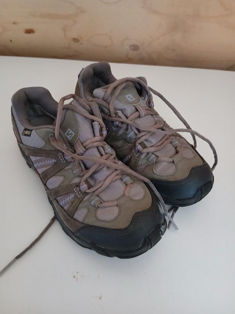 Salomon wandelschoenen maat 37,5 - Zo goed als nieuw, Sport en Fitness, Bergsport en Wandelen, Ophalen of Verzenden, Zo goed als nieuw
