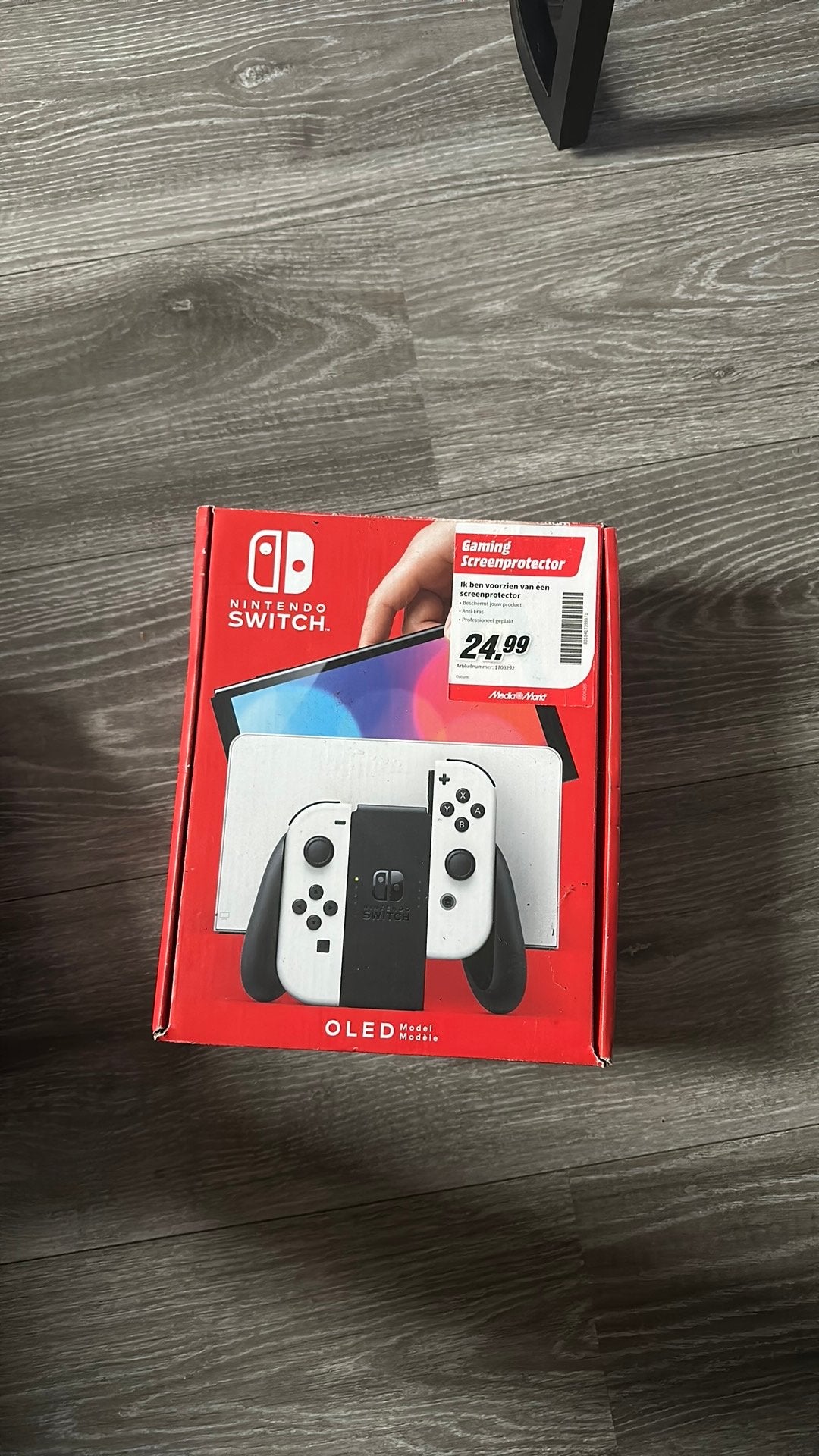 Nintendo switch oled + online account, Ophalen of Verzenden, Zo goed als nieuw, Met 2 controllers, Switch OLED