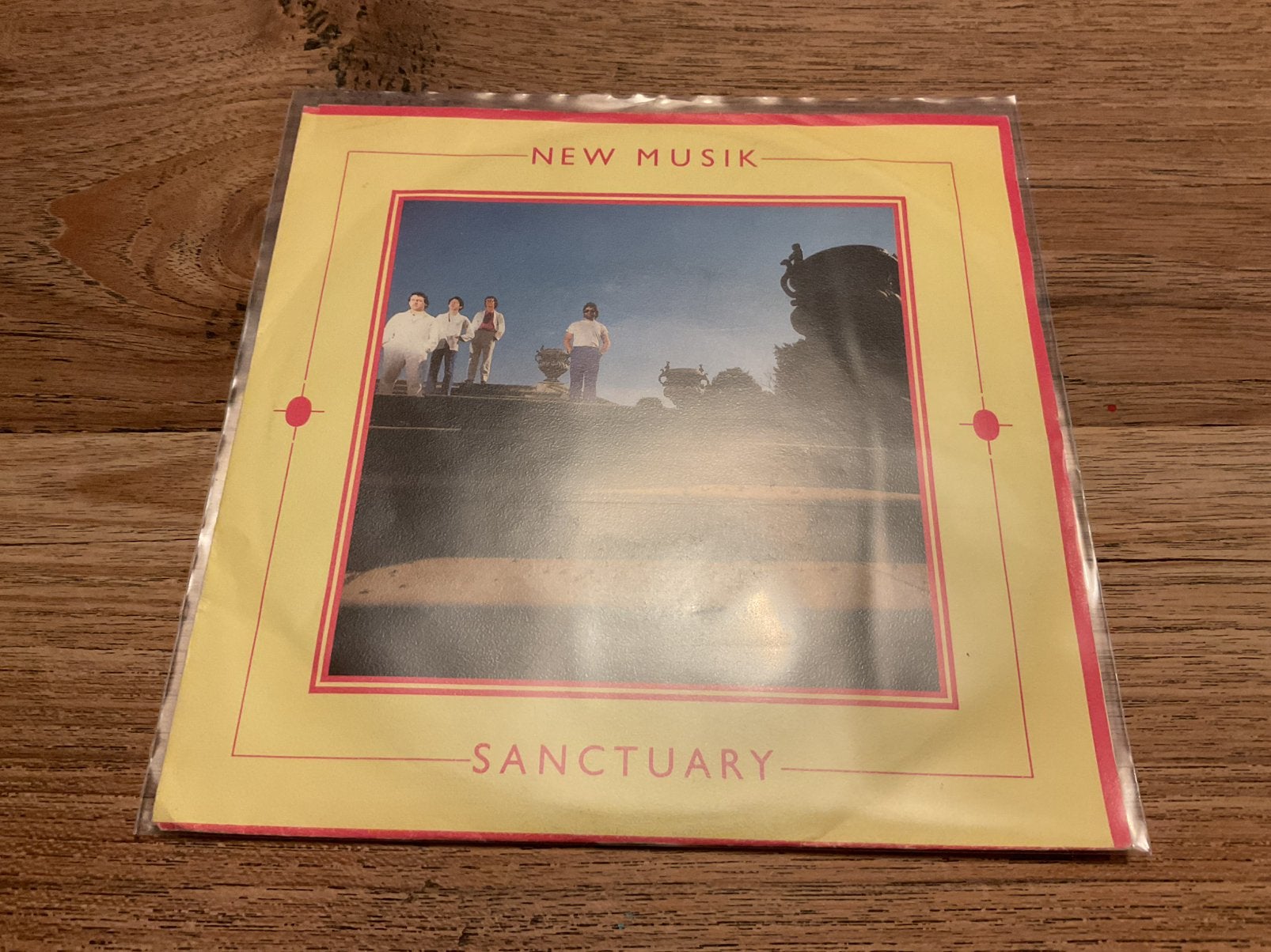 New Musik, Sanctuary, Ophalen of Verzenden, 7 inch, Pop